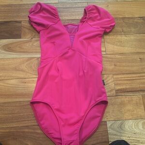 Tiger Friday ‘Damsel’ in AS excellent condition in fuchsia. Smoke Free home